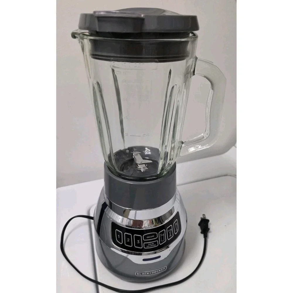 Black+Decker Blender BL1300 – Glass Pitcher, 6 Blend Modes, Safe Pour Spout